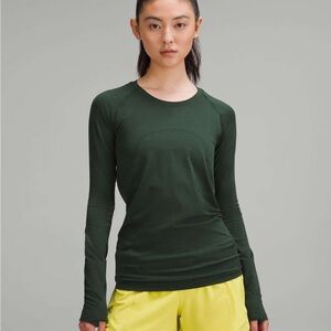 Swiftly Tech Long-Sleeve Shirt 2.0
*Hip Length Legacy Green